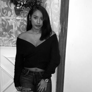 Meet your Posher, Danica